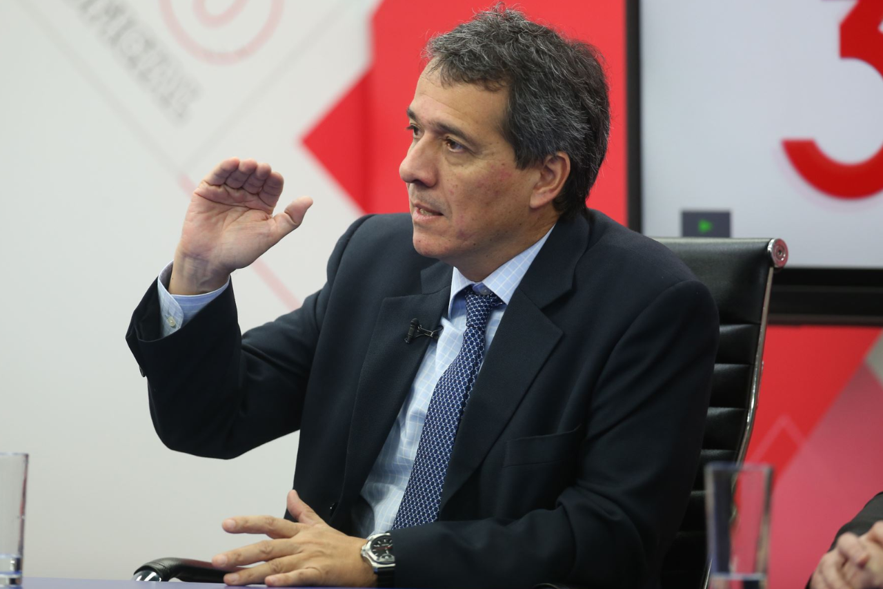 Alonso Segura: “El MEF está siendo excesivamente optimista con sus proyecciones”
